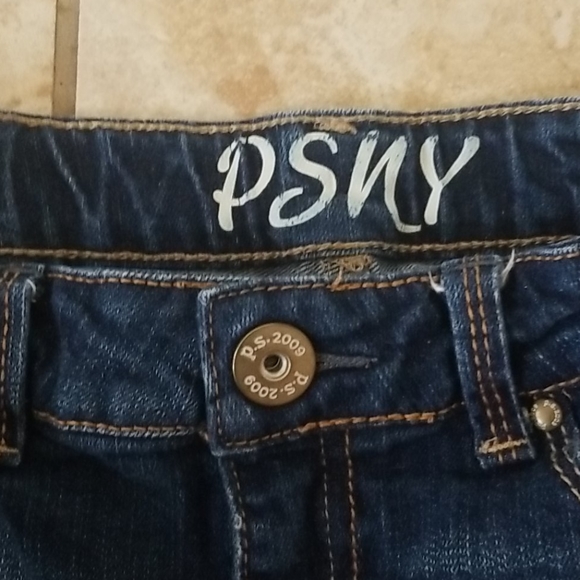 Girls shorts PSNY size 10, adjustable waist - Picture 2 of 5